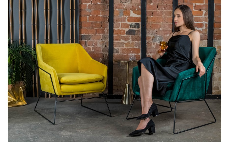 Fotel tapicerowany EMMA VELVET ciemny zielony welur - podstawa czarna