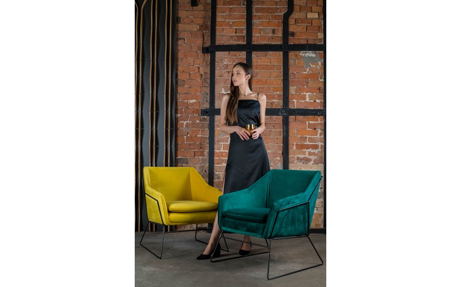 Fotel tapicerowany EMMA VELVET ciemny zielony welur - podstawa czarna