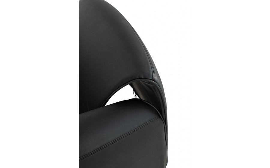 Fotel tapicerowany do salonu FLESSI czarny ekoskóra