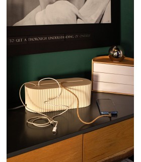 organizer na przedłużacz, SHP DULE szary, zarządzanie kablami, organizacja przestrzeni, elegancki organizer, nowoczesny design,