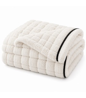 Koc pluszowy SHP ROYAL biały 200 × 150 cm wzór w kratkę